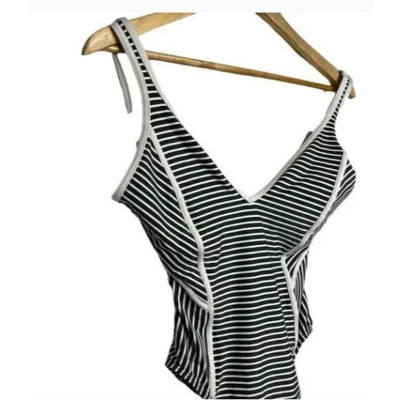 Tommy Hilfiger Striped One Piece Swimsuit Olive White Size 10 - Picture 3 of 9